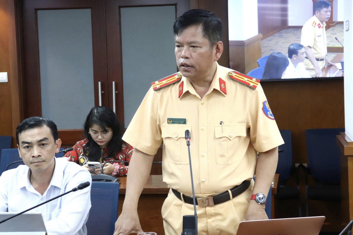 TP.HCM xử lý gần 600 trường hợp vi phạm an toàn đường sắt